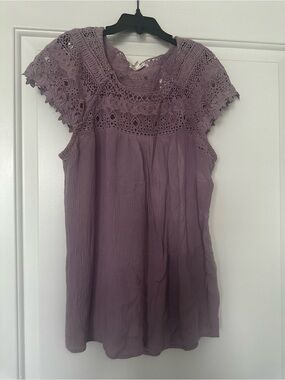 🌹Maurices Lavender Blouse Crochet Yoke Cap Sleeve Camisole